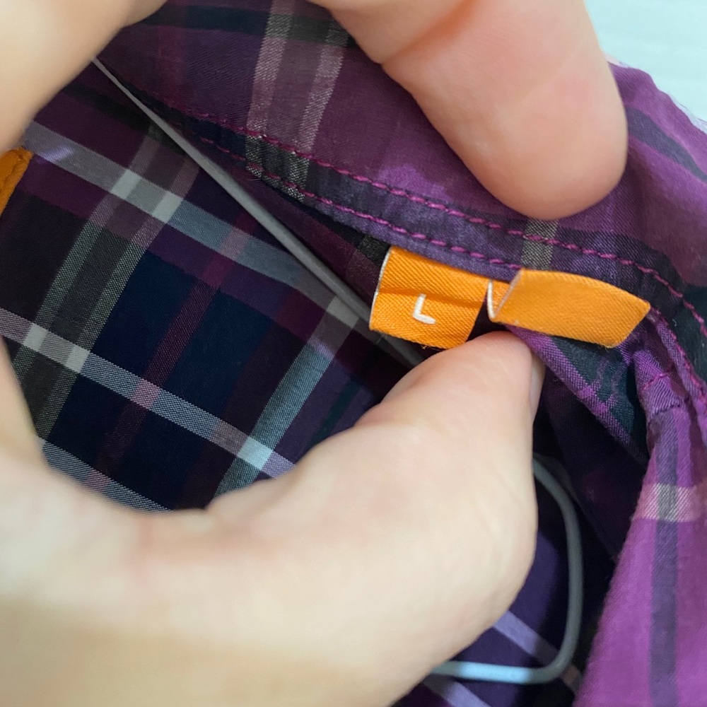Hugo Boss Button down - Picture 3 of 3